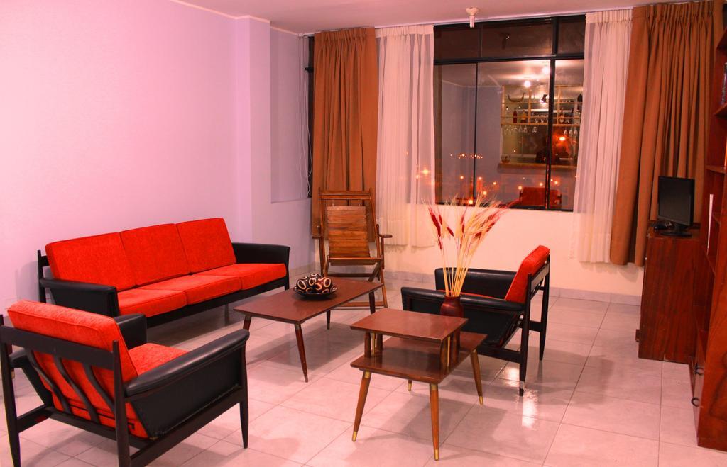 Taytaypa Rooms & Apartments Lima Airport Room photo