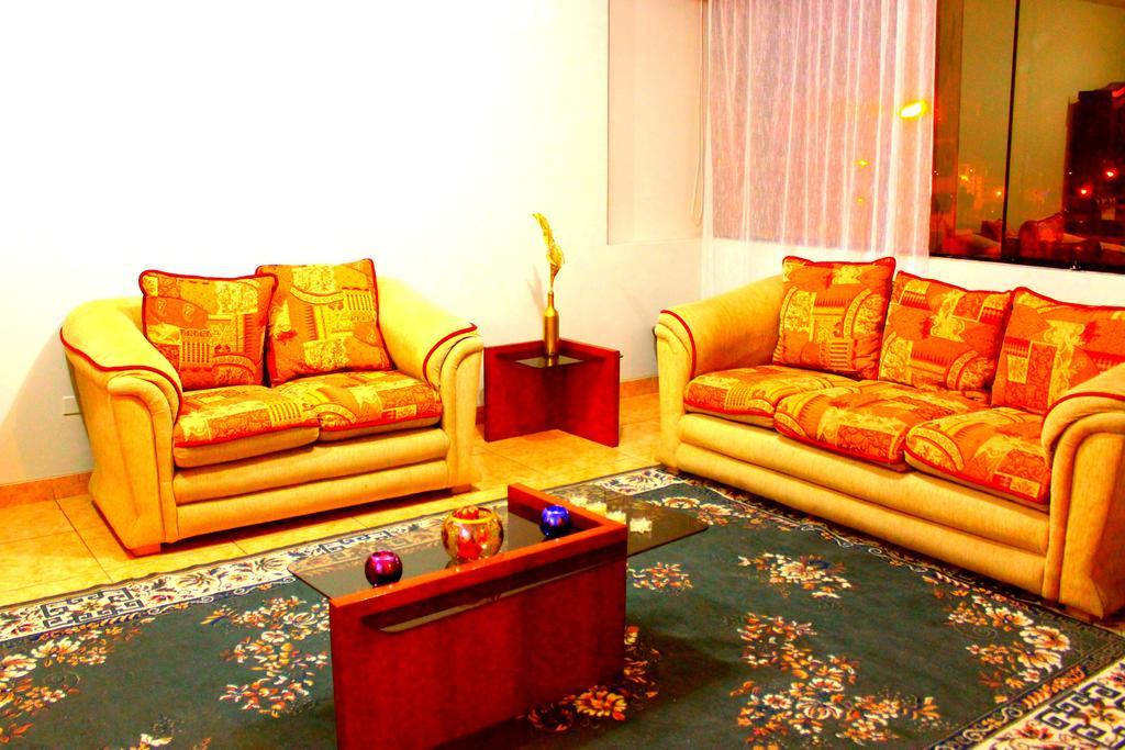 Taytaypa Rooms & Apartments Lima Airport Exterior photo